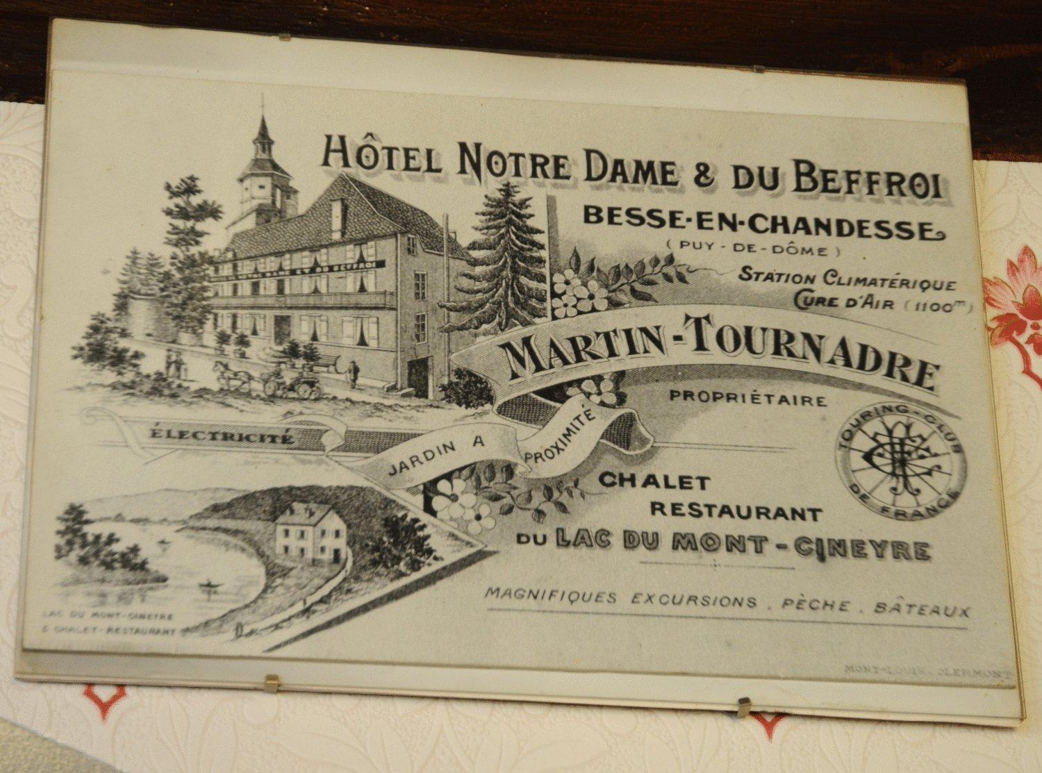 Hostellerie Du Beffroy Besse-et-Saint-Anastaise Exterior photo